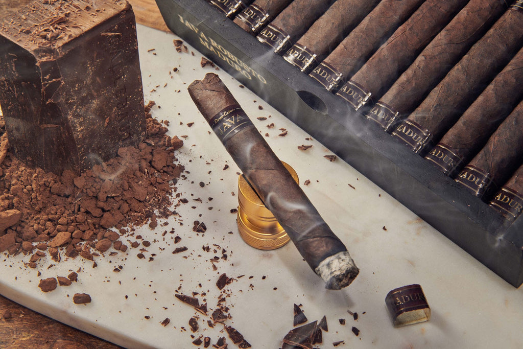 Java De Corona Java Petite Corona Maduro – THE ROLL N' PUFF
